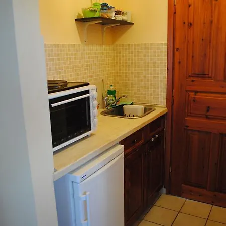 Eora Apartament Keri